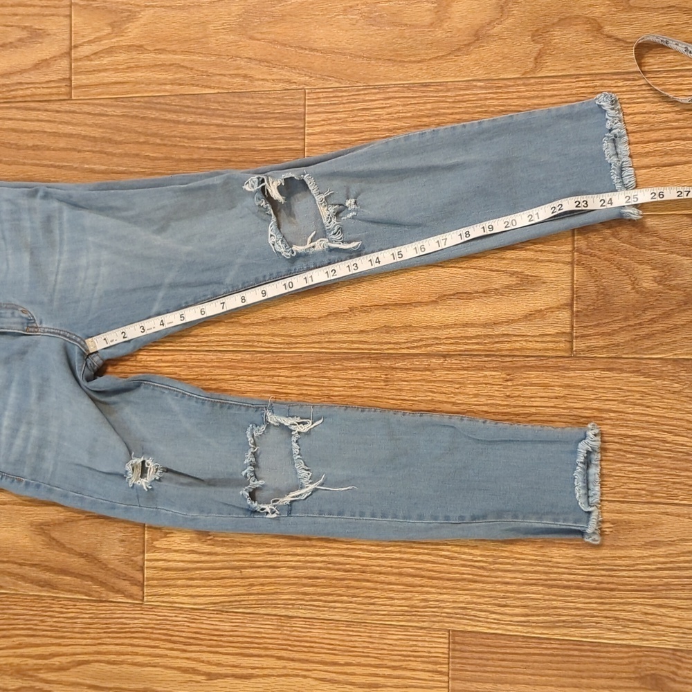 Light wash distressed skinny ankle jeans w/ stretch & raw hem, Angry Rabbit 28" - Picture 4 of 7